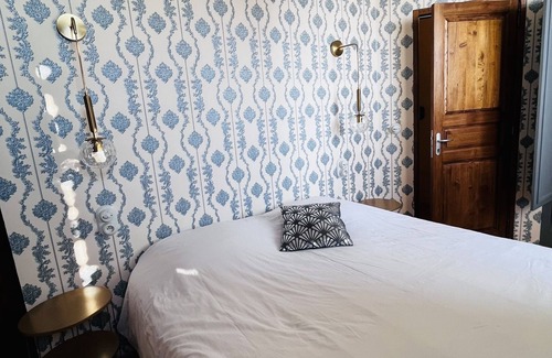 Pino Cama Y Desayuno | Chambre Lisandrina in a 16th-century Genoese tower