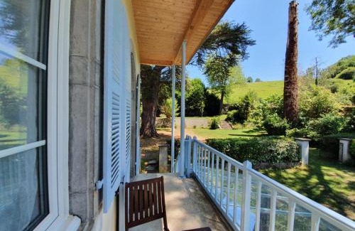 Saint-Pe-de-Bigorre Cama Y Desayuno | Chambre - Maison de Maître du XVIIè