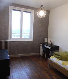 Saint-Cyr-l'Ecole Casa | Chambre meublée à St Cyr l École proche Versailles ReR C et toute commodité