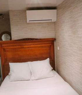 Amblainville Cama Y Desayuno | Chambre meublée indépendante, jacuzzi dans la chambre à 60110 Amblainville près de Paris