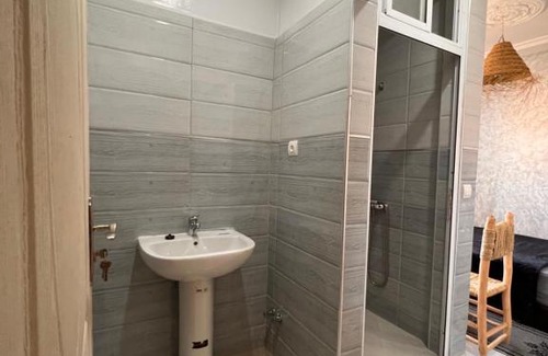 Tamrhakht Apartamento | Chambre privée 3 avec salle de bain cuisine partagée