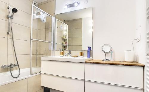 Colomiers Casa | Chambre privée chez l'habitant - La Chambre Framboise
