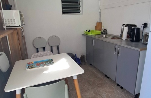Grande-Terre Cama Y Desayuno | Chambre Privée et Indépendante Chez L'habitant