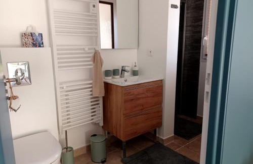 Lauris Cama Y Desayuno | Chambre privée indépendante dans le Luberon