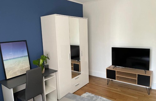Besancon Cama Y Desayuno | Chambre privée proche centre et gare 3