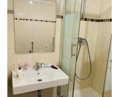 Petit Nanterre Casa | Chambre privée - spacieuse et lumineuse chez l'habitant