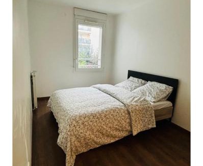 Petit Nanterre Casa | Chambre privée - spacieuse et lumineuse chez l'habitant
