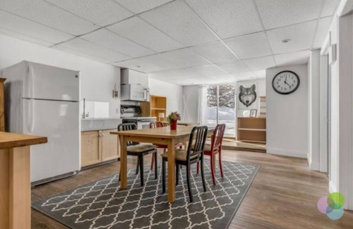Cite-Universitaire Apartamento | CHAMBRE PRIVATIF AVEC SALLE DE BAIN COMMUNE