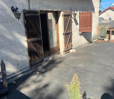 Noisy-le-Sec Casa | Chambre spacieuse