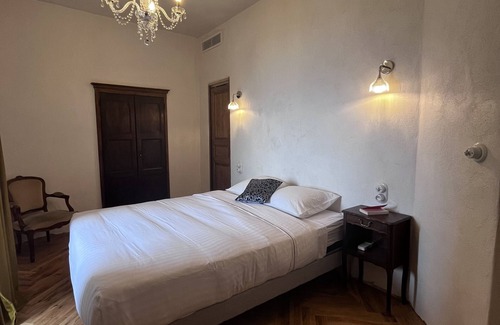 Pino Cama Y Desayuno | Chambre Sulenia in a 16th-century Genoese tower