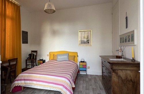 Vaux-sur-Mer Cama Y Desayuno | Chambre sur la Falaise de Pontaillac au Pied de la Plage