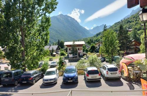 Vallouise-Pelvoux Casa | Chambre Triple avec Salle de Bains Privative 2