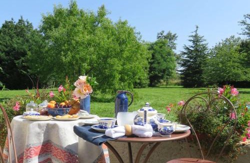 Saint-Brisson-sur-Loire Cama Y Desayuno | Chambres d'Hôtes L’Échappée Belle
