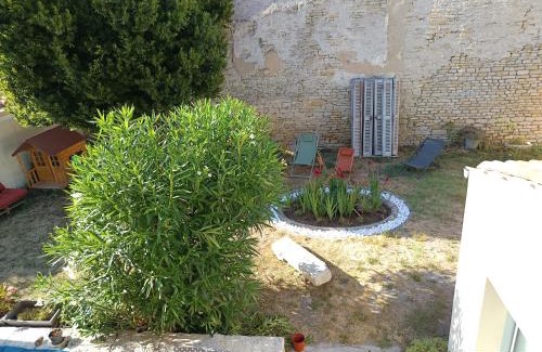 Le Chateau-d'Oleron Casa | chambres d'hôtes ioreille