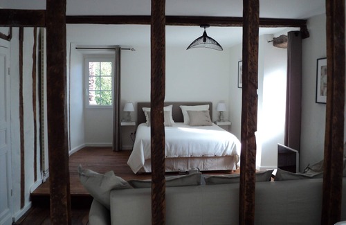 Louhossoa Casa | Chambres d'hôtes Chalbonia