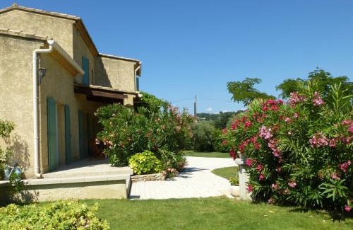 Buisson Cama Y Desayuno | CHAMBRES D'HÔTES CLIMATISÉES avec CUISINE d'ÉTÉ "VILLA GOUR du PEYROL"