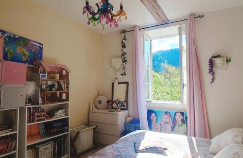 Saint-Andre-de-Valborgne Cama Y Desayuno | Chambres d'hôtes dans Mas avec jardin en bord de rivière