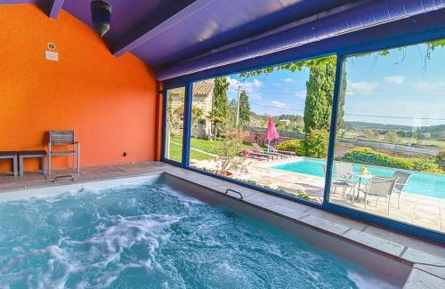 Rosieres Casa | Chambres d'Hôtes et Gîtes Le Mas Bleu & Spa Resort