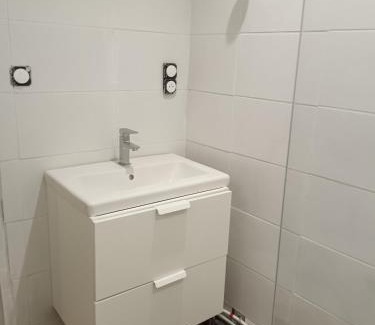 Tarascon Cama Y Desayuno | Chambres d'hôtes indépendantes au rez-de-chaussée d'une maison provençale dont une avec cour intérieure