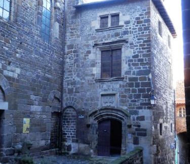 Le Puy-en-Velay Cama Y Desayuno | Chambres d'hôtes La Prévôté - Ancien couvent contre la Cathédrale