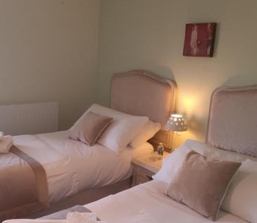 Lechatelet Cama Y Desayuno | Chambres d'Hotes CASCAROT