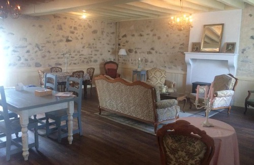 Scoury Cama Y Desayuno | Chambres d'hotes La Chaumiere