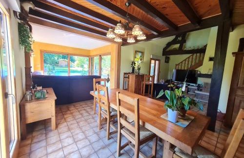 Anould Cama Y Desayuno | Chambres de charme avec jacuzzi, hammam et piscine, au cœur de la nature près de Gérardmer - FR-1-589-489