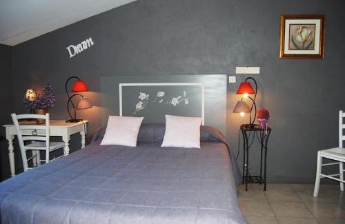 Vignonet Cama Y Desayuno | Chambres et Gîte Peyroutas "Amélie" à Vignonet St Emilion