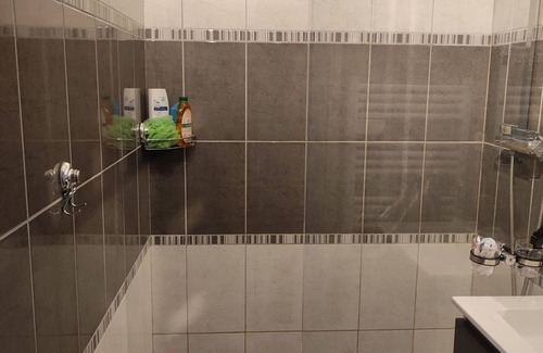 Plaisir Cama Y Desayuno | Chambres et Salle de Douche Privative Dans Maison Chez L'habitant Dans le 78
