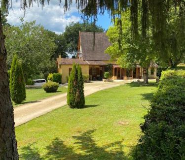 Cenac-et-Saint-Julien Cama Y Desayuno | Chambres Les Plantous de Severo