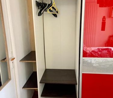 Alouettes Casa | Chambres privées avec piscine partagées et cuisine partagée à 20 minutes de Paris et 40 minutes de disneyland