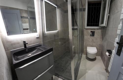 Boulouris-sur-Mer Casa | Chambres privées dans Villa des Lauriers
