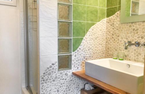 Callian Casa | Chambres privatisées avec cuisine d’été