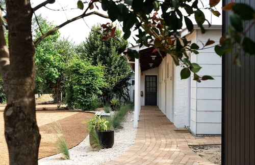 Margaret River Casa | Chambr\xE9 Estate Malbec - experience elegant luxury