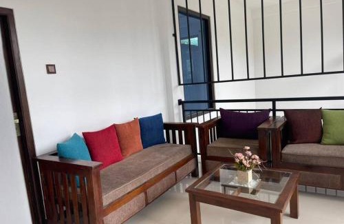 Kamburugamuwa Apartamento | chami apartment