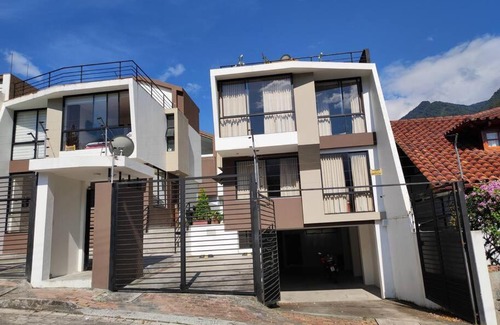 Baños de Agua Santa Apartamento | Chamiza Suite