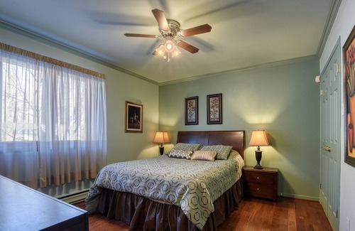Morin Heights Casa | Champagne & Ice Sommet Morin Heights