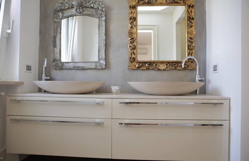 Colombare Casa | Champagne Rooms