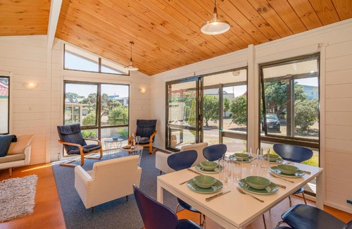 Pauanui Casa | Champion Bach - Pauanui Holiday Home