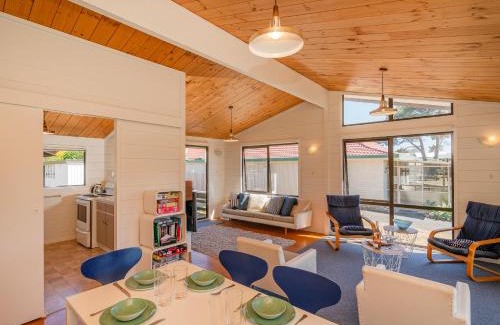 Pauanui Casa | Champion Bach - Pauanui Holiday Home