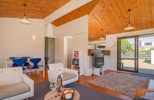 Pauanui Casa | Champion Bach - Pauanui Holiday Home