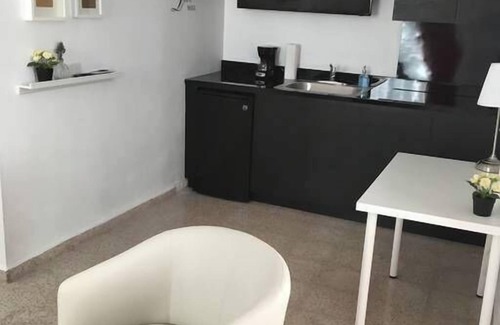 Ponce Centro Apartamento | Chandelier 302