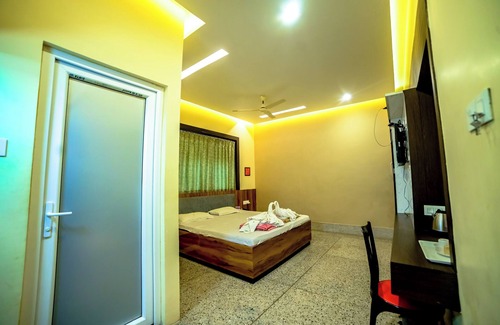 Puri Hotel | Chanduka Palace