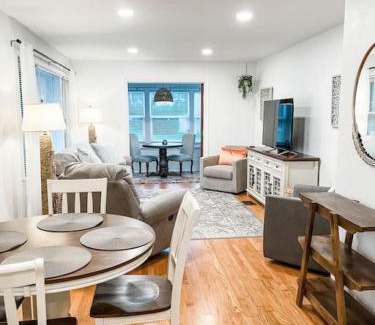 Holly Hill Casa | Changes In Latitude Pet Friendly Retreat
