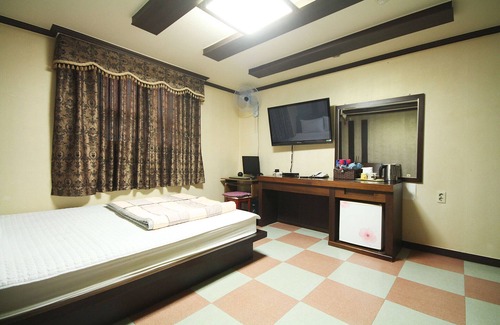 Namji Hotel | Changnyeong Namji Love Holic