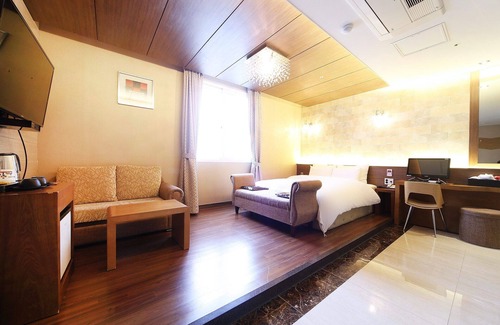Buk-myeon Hotel | Changwon Bukmyeon Nouage Cullinan