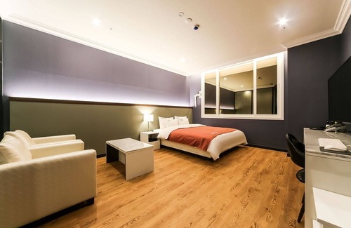 Changwon Hotel | Changwon Jinhae Yongwon Hotel The K