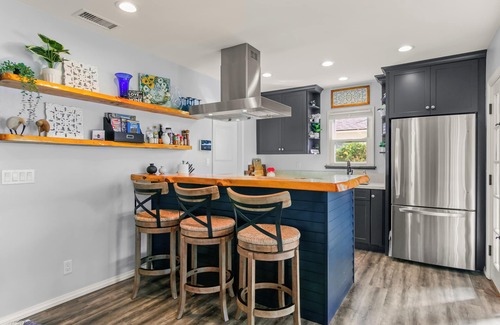 Ventura Casa | Channel House - Midtown: A/C, Sunroom, and Guest Cottage. Close to everything!