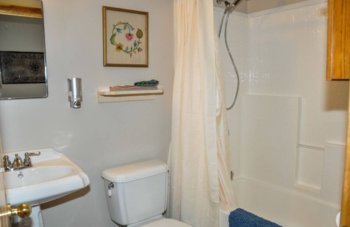 North River Bridge Hotel | Chanterelle Country Inn & Cottages