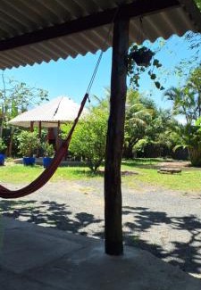 Ilha Comprida Apartamento | Chapéu de Sol - Área Gourmet, TV, Internet, Roupas de Cama e Banho, Jardim, Horta e Pomar
